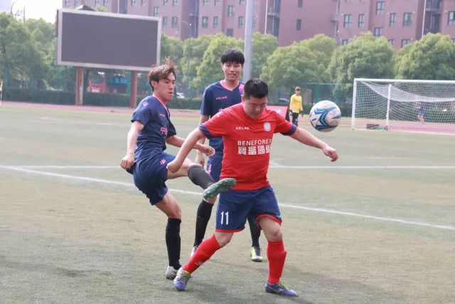 湖人新赛季阵容大洗牌 佩林卡七招破解难题